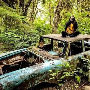 Meet your Posher, Monique